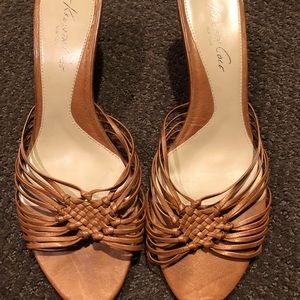 Kenneth Cole low heel Sandals